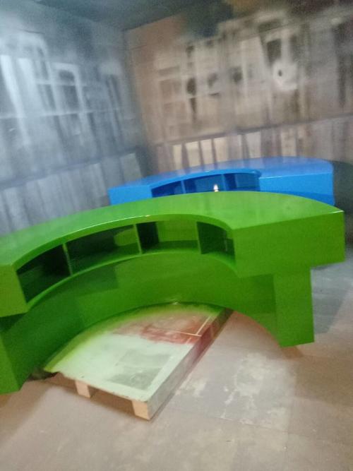 海口珠宝展柜出租 精品柜台租赁与商场烤漆展柜订做全指南